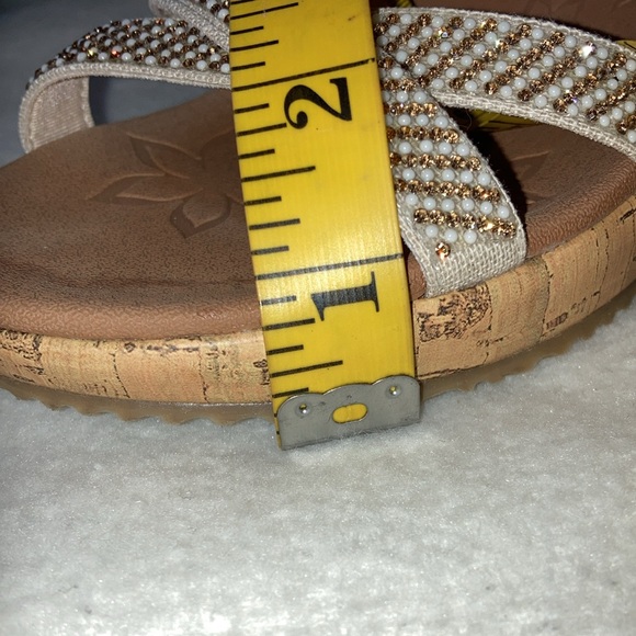 CALI, FROM SKETCHERS, size 9M, wedge sandals - Picture 8 of 12